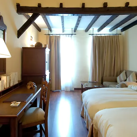 Vincci Seleccion Rumaykiyya Hotel