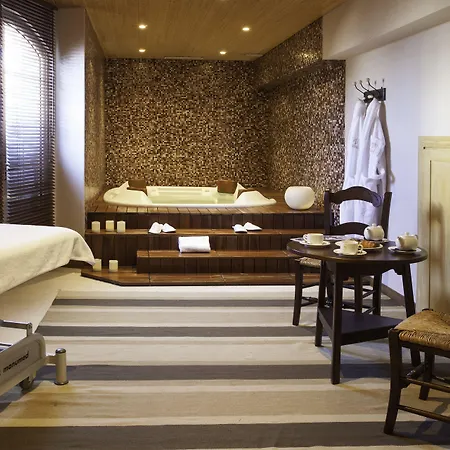 Vincci Seleccion Rumaykiyya Hotel