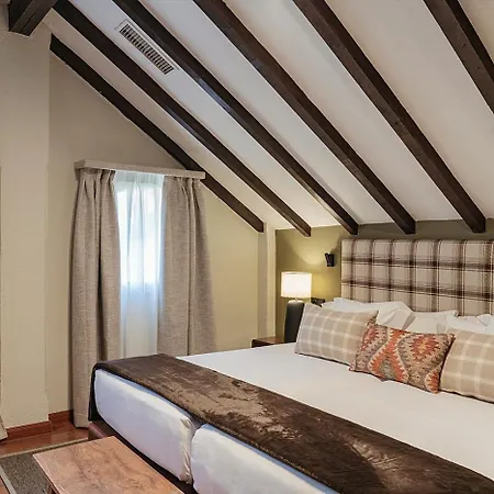 Hotel Vincci Seleccion Rumaykiyya 5*